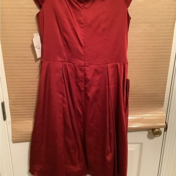 CHETTA B~RED FIT & FLARE DRESS~SIZE 12~NWT - Picture 7 of 11